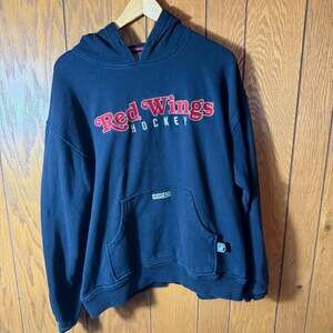 CCM Detroit Red Wings NHL Center Ice Authentic Hockey Hoodie Size XL